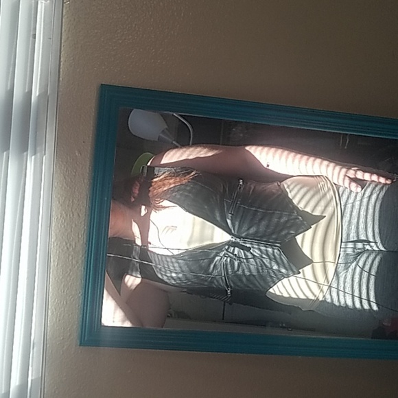 Woman's Leather Biker Vest - Picture 3 of 4